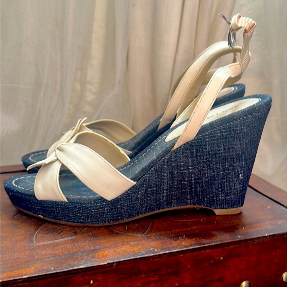 Anne Taylor Vintage Wedges